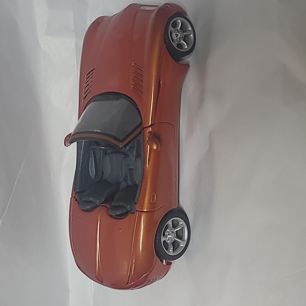 Dodge 1997 Copperhead Concept Vehicle 1:24 Scale - Picture 3 of 6